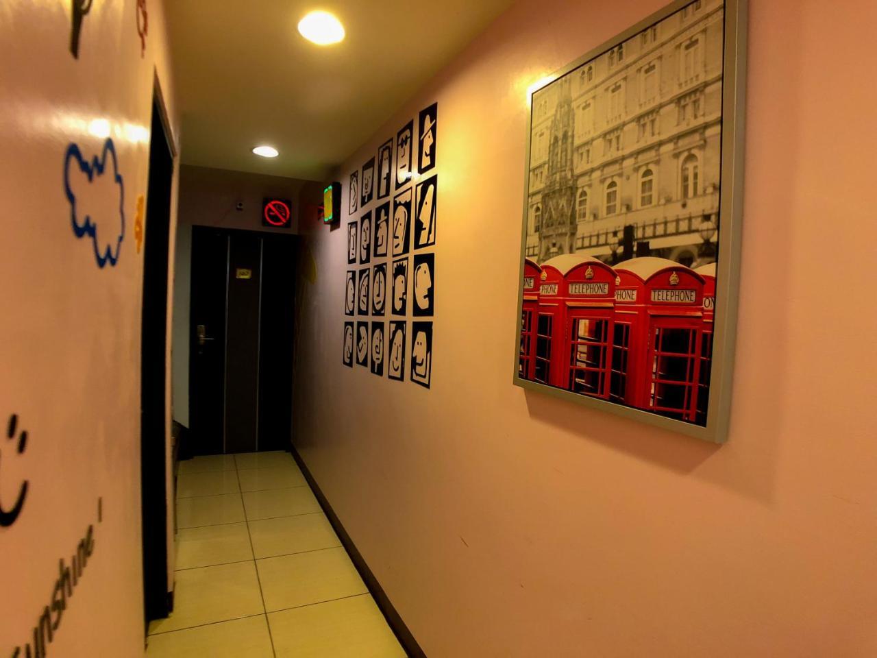 Fengchia Bichon Art Homestay Taichung Exterior foto